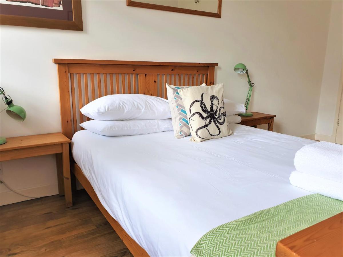 Canongate - Spacious And Historic 2 Bed Flat On Royal Mile Apartment Edinburgh Ngoại thất bức ảnh
